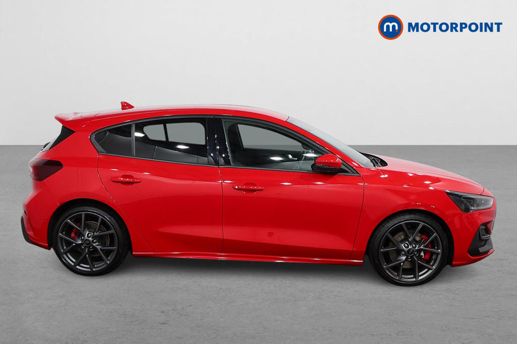 Ford Focus ST Manual Petrol Hatchback - Stock Number (1526332) - Drivers side
