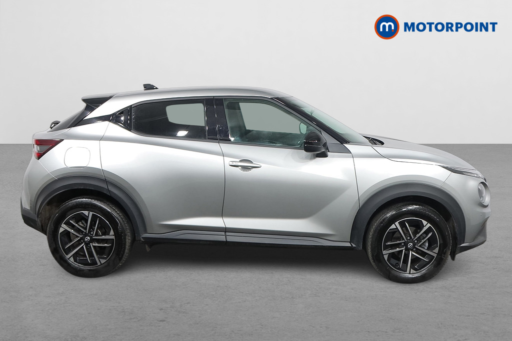 Nissan Juke N-Connecta Automatic Petrol SUV - Stock Number (1527265) - Drivers side