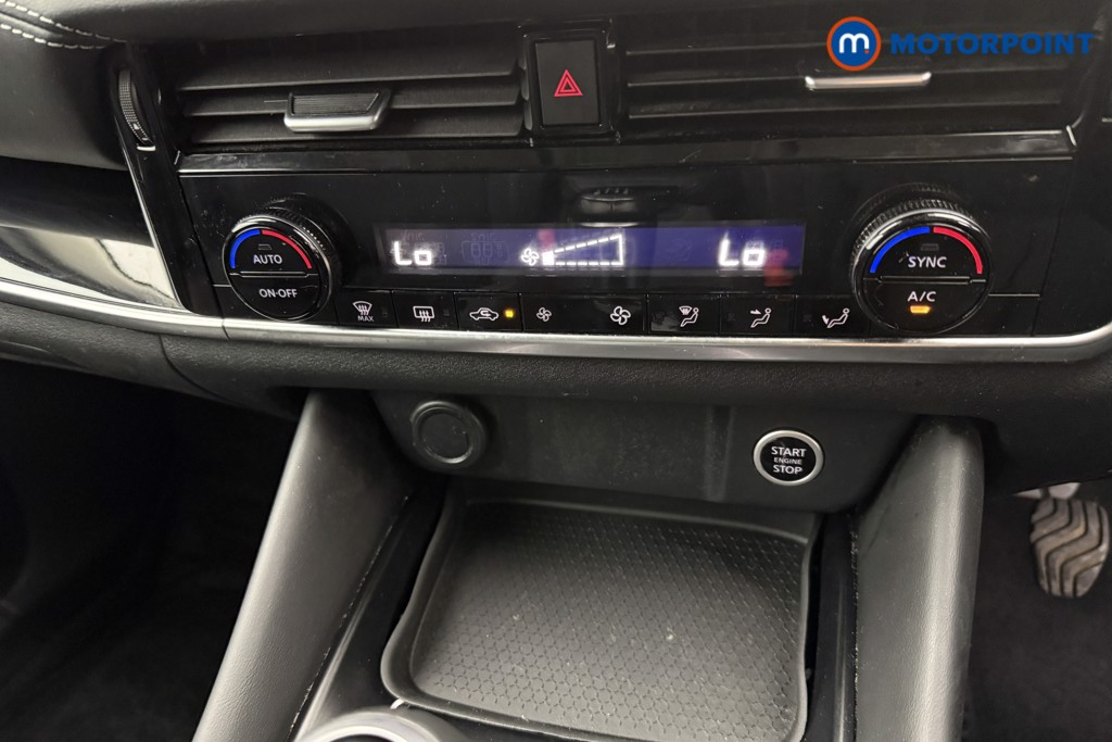 Nissan Qashqai N-Connecta Manual Petrol SUV - Stock Number (1531390) - 7th supplementary image