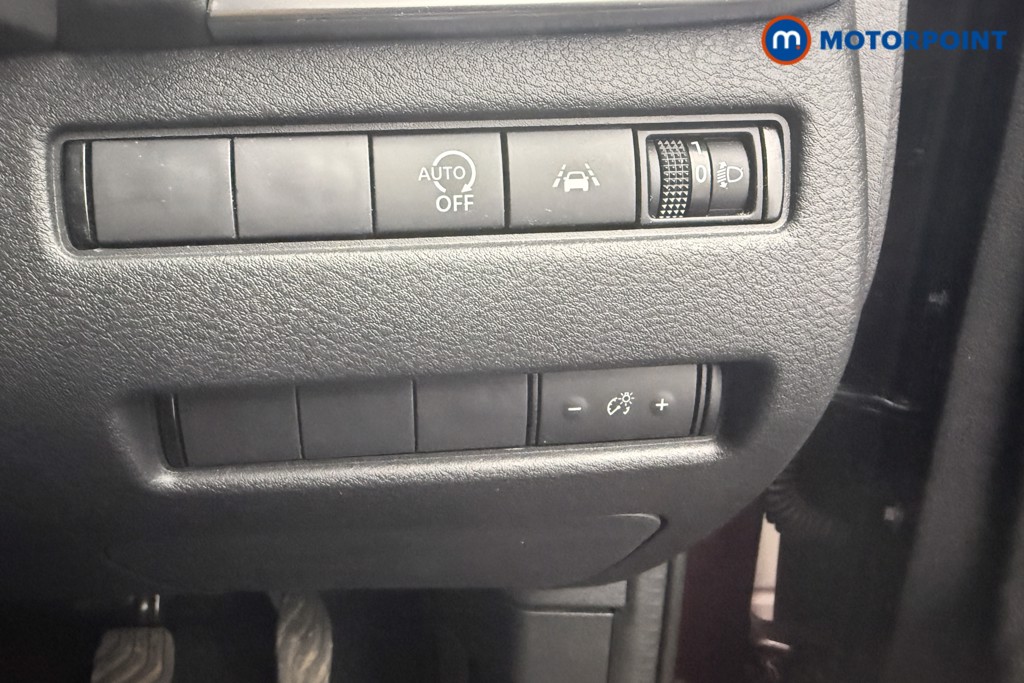 Nissan Qashqai N-Connecta Manual Petrol SUV - Stock Number (1531390) - 12th supplementary image