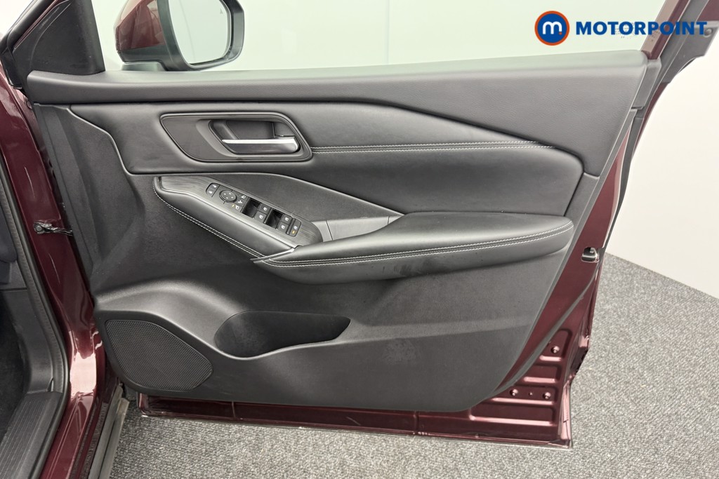 Nissan Qashqai N-Connecta Manual Petrol SUV - Stock Number (1531390) - 14th supplementary image