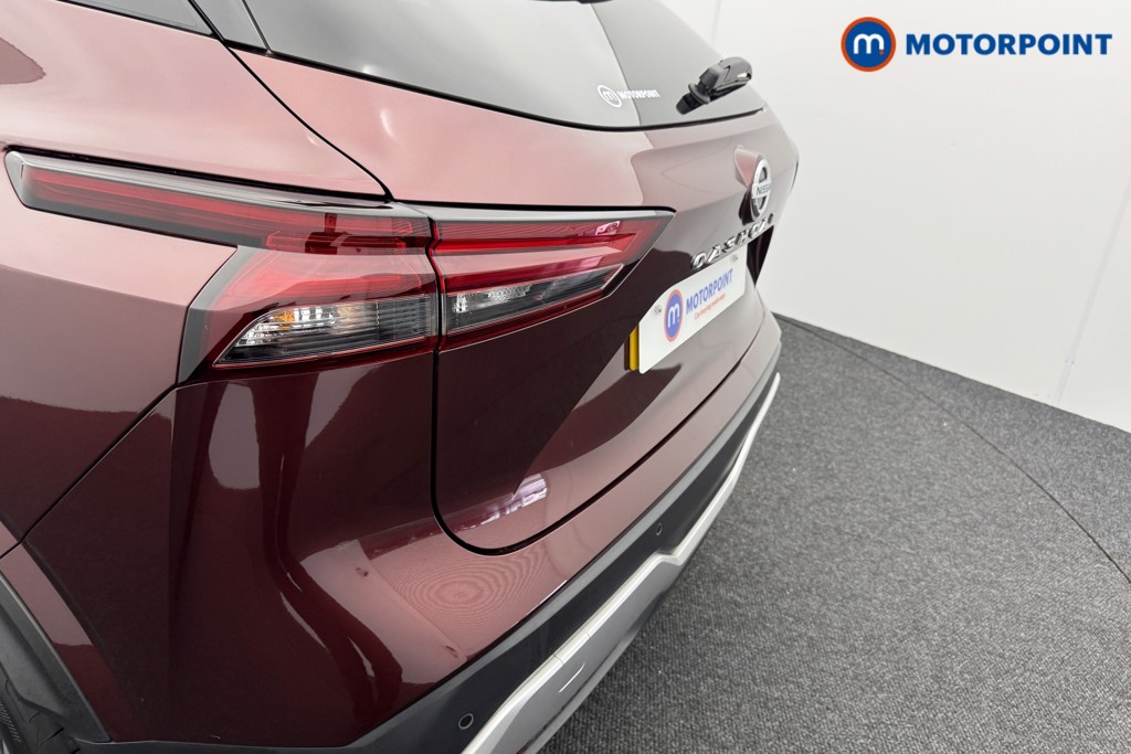 Nissan Qashqai N-Connecta Manual Petrol SUV - Stock Number (1531390) - 23rd supplementary image
