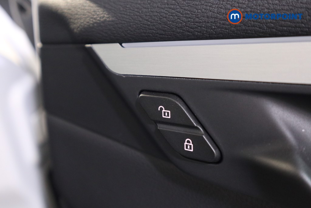 BMW X1 M Sport Automatic Petrol Plug-In Hybrid SUV - Stock Number (1529708) - 12th supplementary image