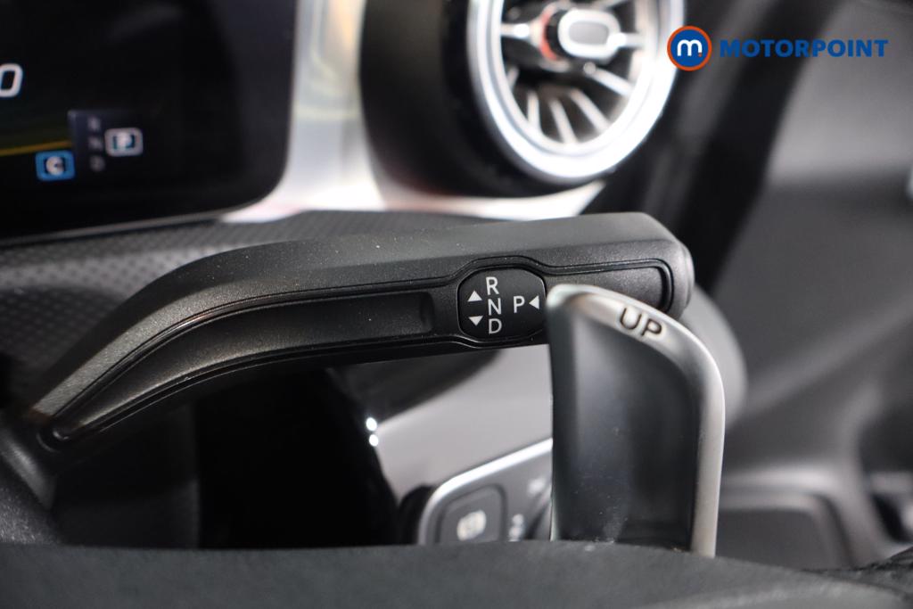 Mercedes-Benz A Class Premium Plus Edition Automatic Petrol Hatchback - Stock Number (1533013) - 18th supplementary image