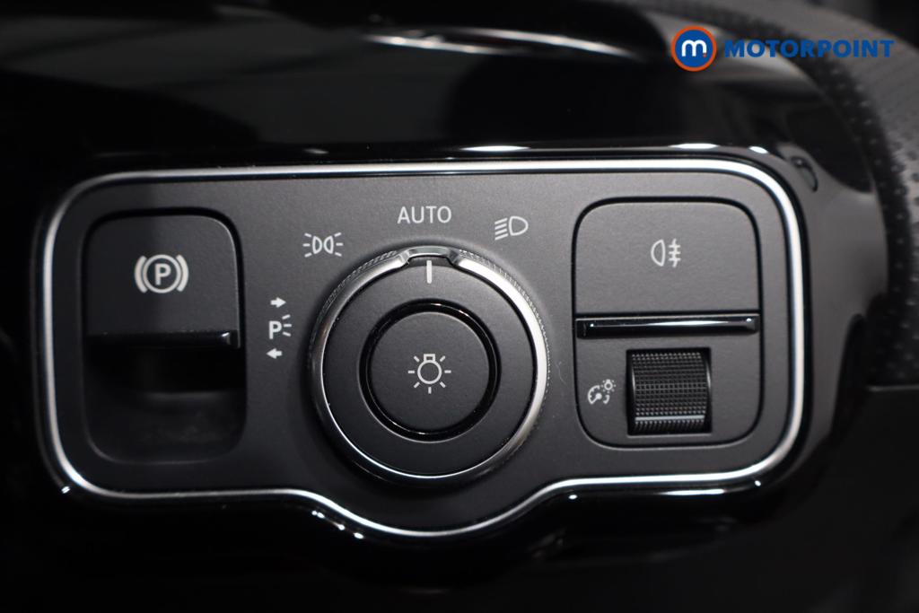Mercedes-Benz A Class Premium Plus Edition Automatic Petrol Hatchback - Stock Number (1533013) - 19th supplementary image