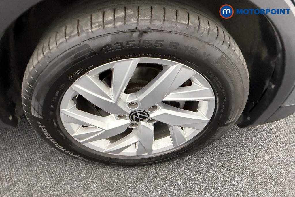 Volkswagen Tiguan Life Manual Petrol SUV - Stock Number (1532939) - 33rd supplementary image
