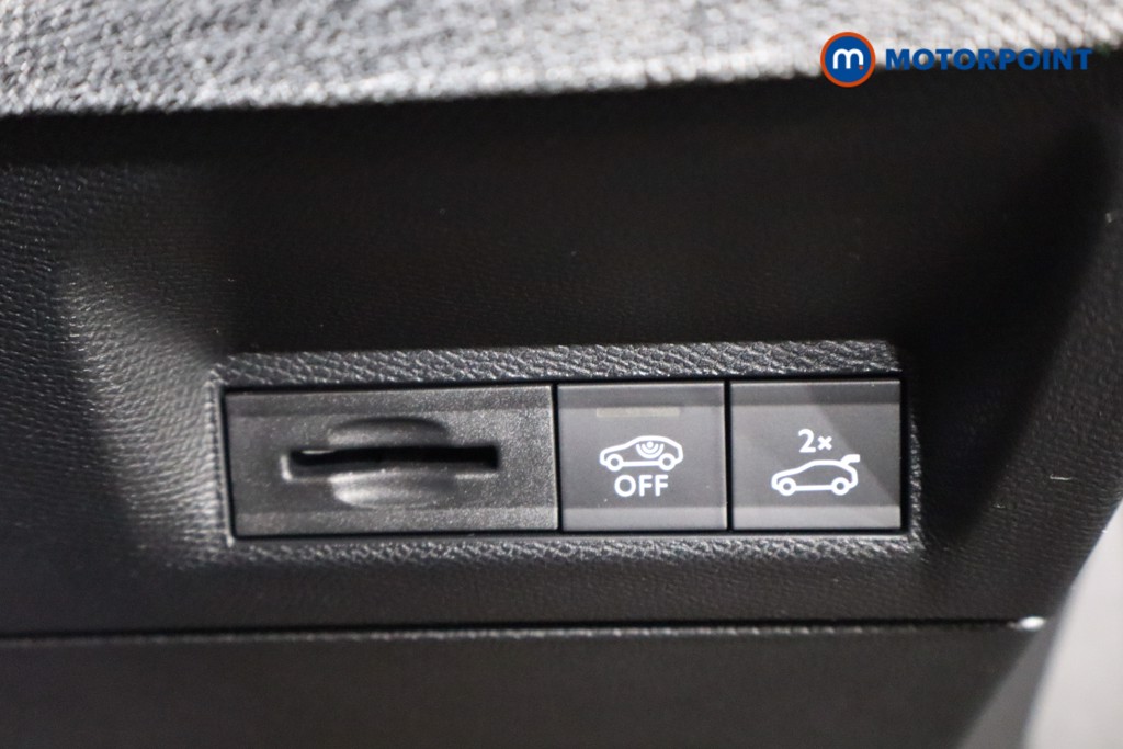 Peugeot 3008 GT Automatic Electric SUV - Stock Number (1530018) - 11th supplementary image