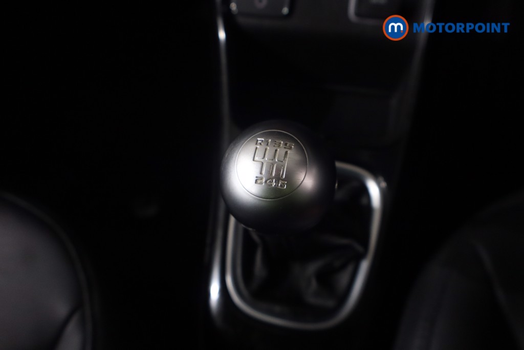 Jeep Compass Night Eagle Manual Petrol SUV - Stock Number (1535174) - 19th supplementary image