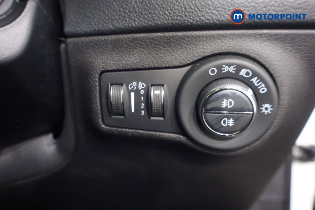 Jeep Compass Night Eagle Manual Petrol SUV - Stock Number (1535174) - 22nd supplementary image