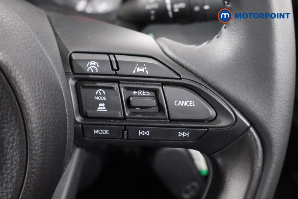 Toyota Yaris Icon Automatic Petrol-Electric Hybrid Hatchback - Stock Number (1536642) - 9th supplementary image