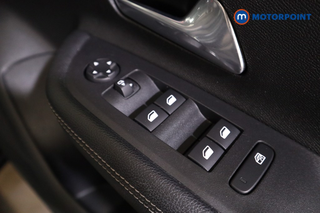 Vauxhall Mokka Gs Line Automatic Electric SUV - Stock Number (1531002) - 10th supplementary image