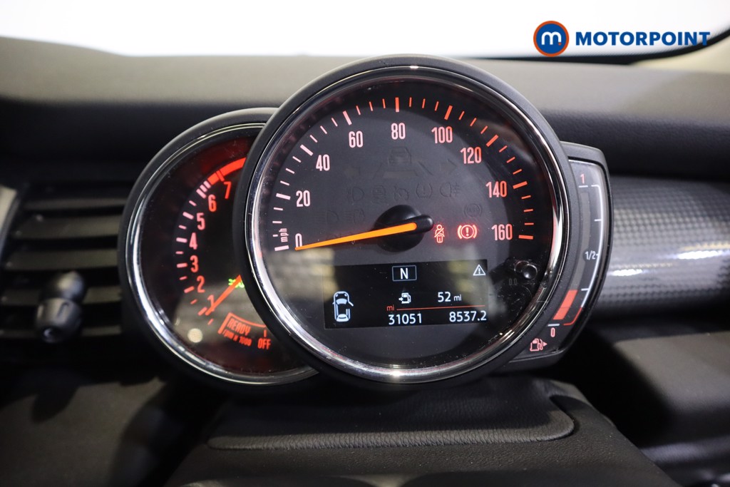 Mini Hatchback Cooper Classic Manual Petrol Hatchback - Stock Number (1531093) - 3rd supplementary image