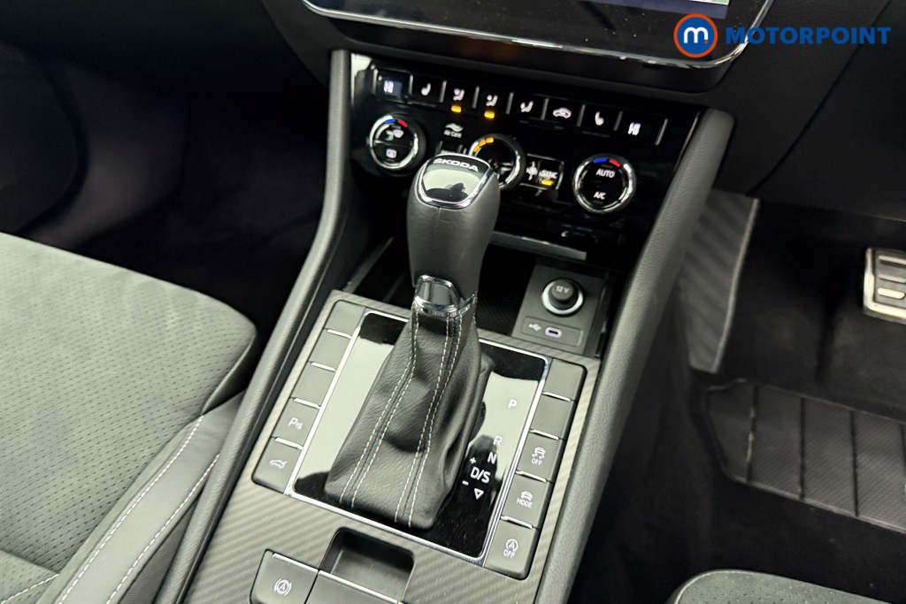 Skoda Superb Sport Line Plus Automatic Petrol Estate - Stock Number (1536281) - 13th supplementary image