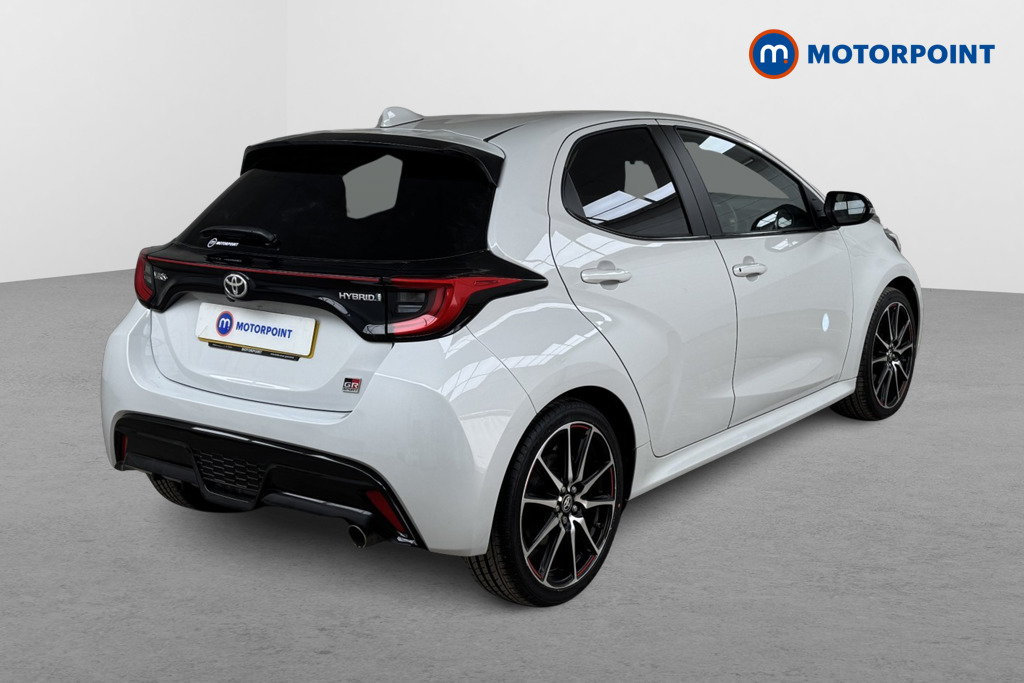 Toyota Yaris Gr Sport Automatic Petrol-Electric Hybrid Hatchback - Stock Number (1534933) - Drivers side rear corner