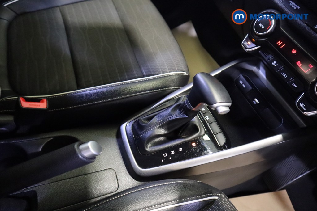 KIA Stonic Gt-Line Automatic Petrol SUV - Stock Number (1536300) - 5th supplementary image