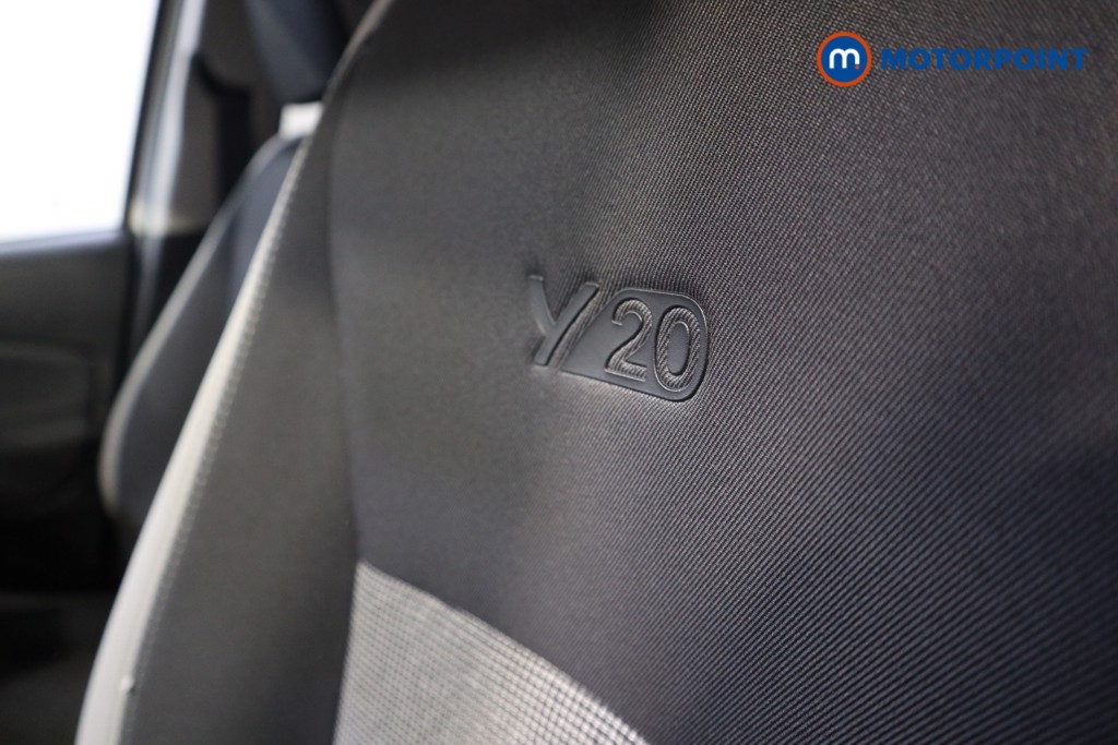 Toyota Yaris Y20 Manual Petrol Hatchback - Stock Number (1536392) - 12th supplementary image