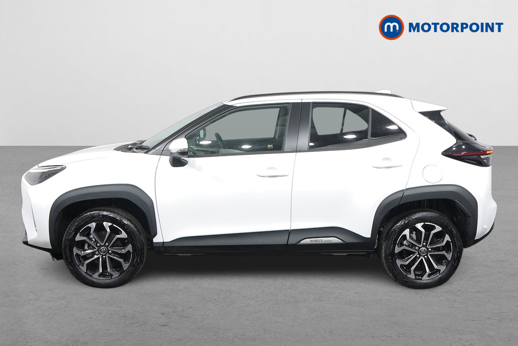 Toyota Yaris Cross Design Automatic Petrol-Electric Hybrid Estate - Stock Number (1529986) - Passenger side