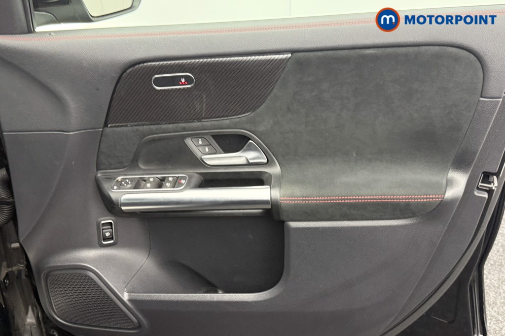Mercedes-Benz GLA Amg Line Automatic Petrol SUV - Stock Number (1532497) - 17th supplementary image