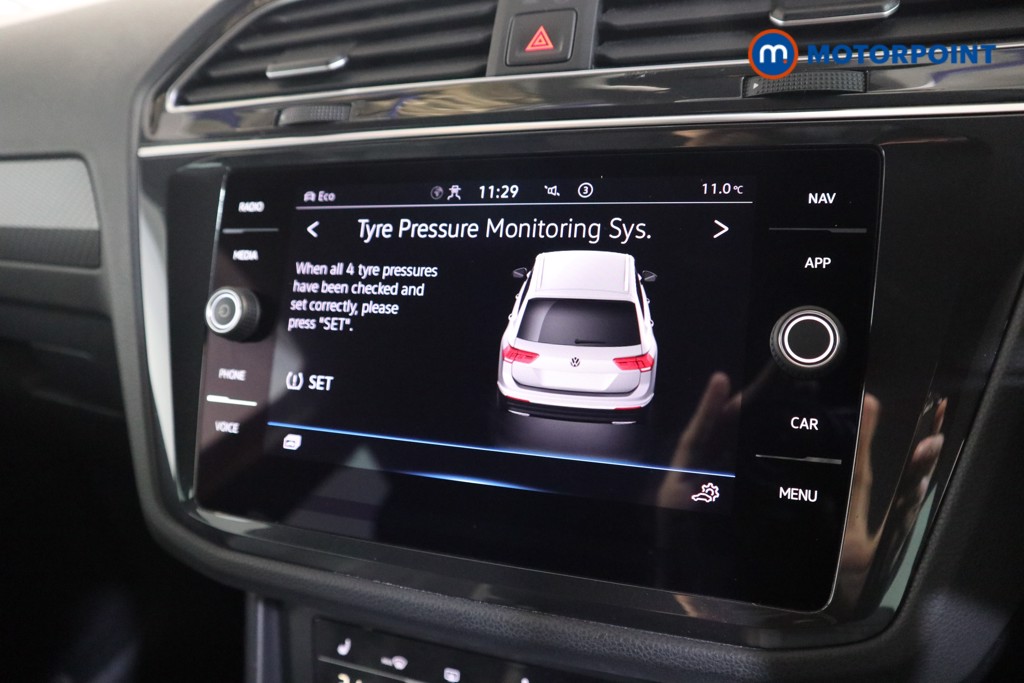 Volkswagen Tiguan R-Line Automatic Petrol SUV - Stock Number (1534090) - 6th supplementary image