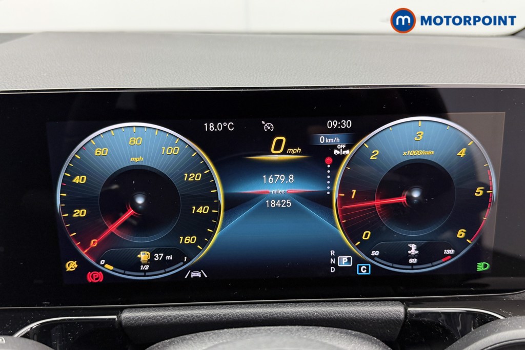 Mercedes-Benz GLA Amg Line Automatic Diesel SUV - Stock Number (1534362) - 4th supplementary image