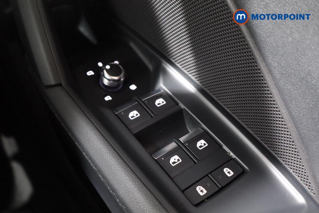 Audi A3 S Line Automatic Petrol Plug-In Hybrid Hatchback - Stock Number (1536225) - 12th supplementary image