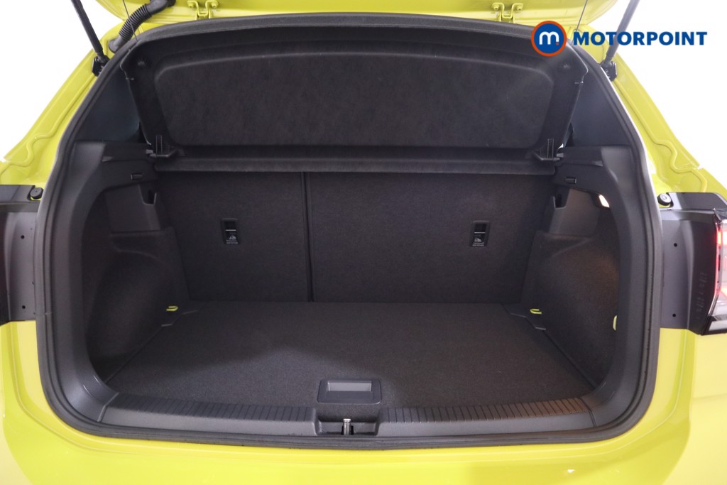 Volkswagen T-Cross R-Line Manual Petrol SUV - Stock Number (1536465) - 15th supplementary image