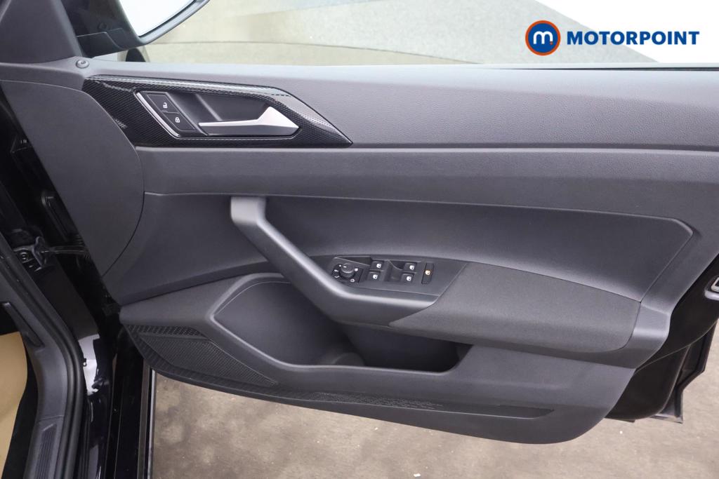 Volkswagen Polo Life Automatic Petrol Hatchback - Stock Number (1537104) - 9th supplementary image