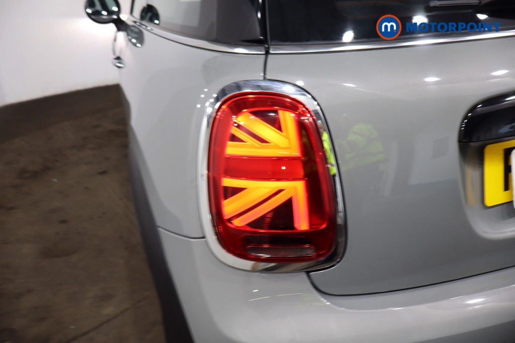 Mini Hatchback Cooper S Classic Manual Petrol Hatchback - Stock Number (1537834) - 29th supplementary image