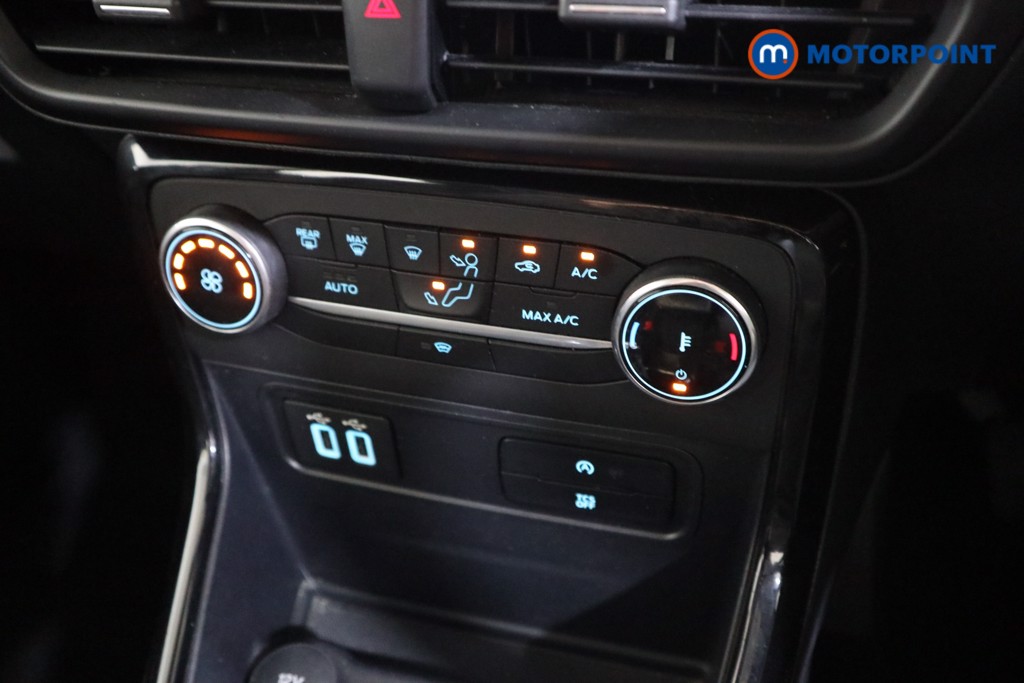 Ford Ecosport Titanium Manual Petrol SUV - Stock Number (1529298) - 7th supplementary image
