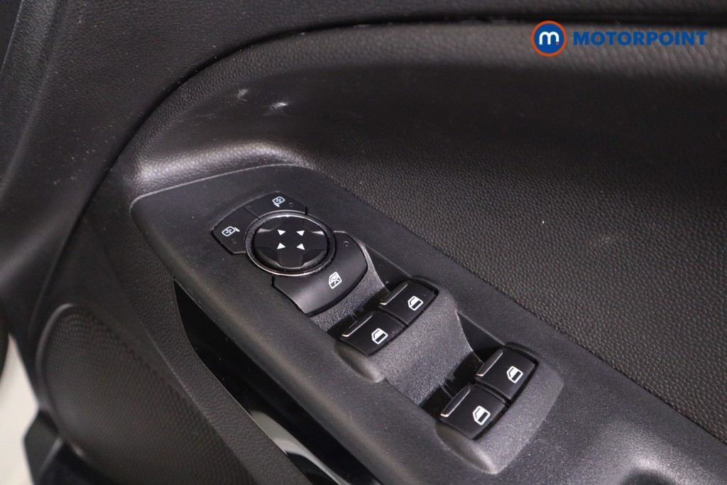 Ford Ecosport Titanium Manual Petrol SUV - Stock Number (1529298) - 11th supplementary image
