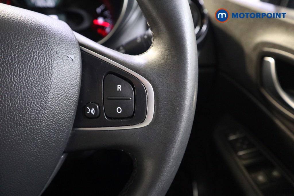 Renault Captur Iconic Manual Petrol SUV - Stock Number (1532548) - 4th supplementary image