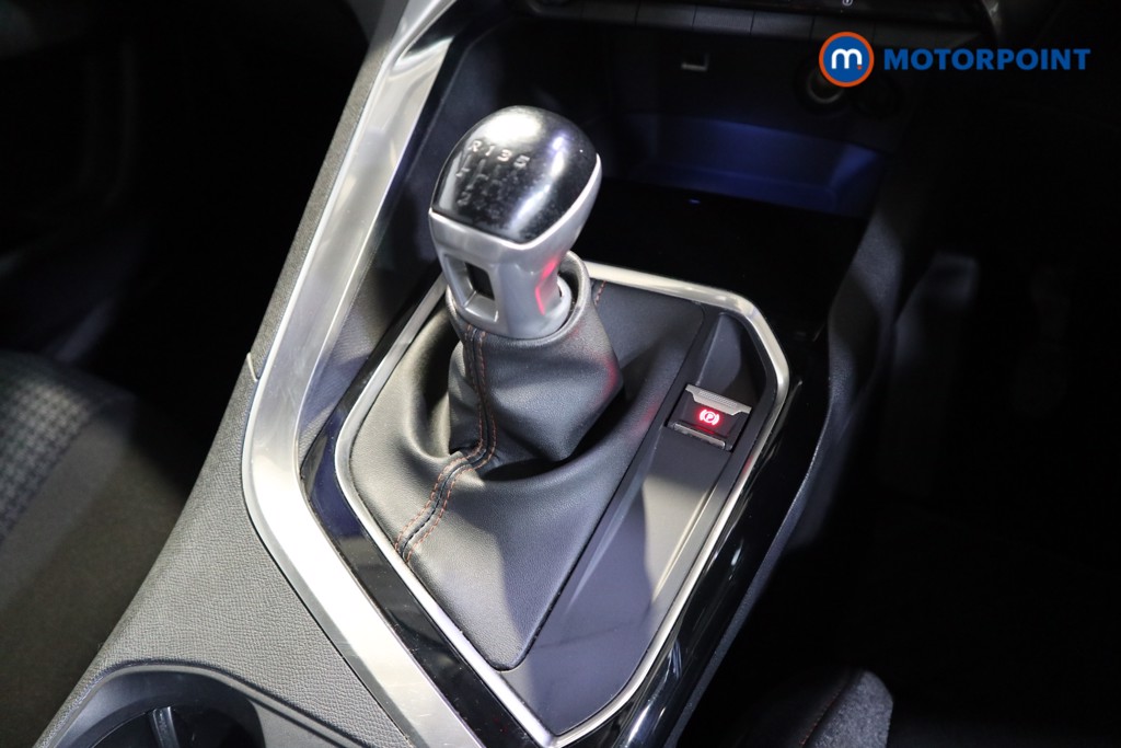 Peugeot 3008 Active Manual Diesel SUV - Stock Number (1535288) - 8th supplementary image