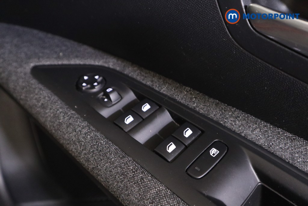 Peugeot 3008 Active Manual Diesel SUV - Stock Number (1535288) - 10th supplementary image