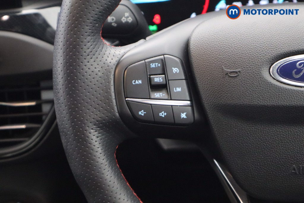 Ford Focus St-Line Manual Diesel Hatchback - Stock Number (1536580) - 4th supplementary image