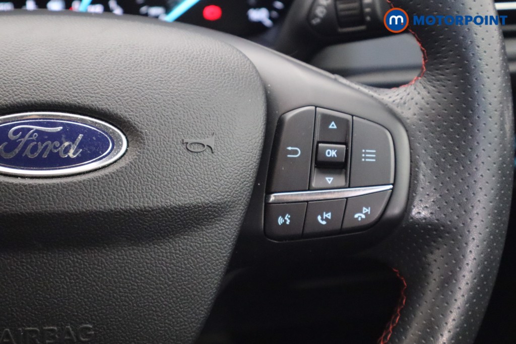 Ford Focus St-Line Manual Diesel Hatchback - Stock Number (1536580) - 5th supplementary image
