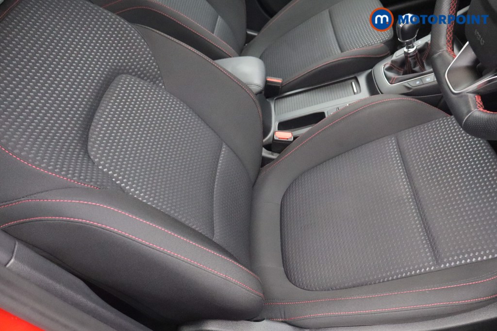 Ford Focus St-Line Manual Diesel Hatchback - Stock Number (1536580) - 14th supplementary image