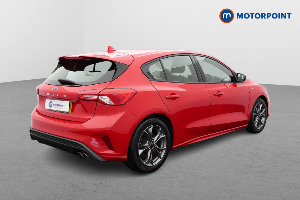Ford Focus St-Line Manual Diesel Hatchback - Stock Number (1536580) - Drivers side rear corner