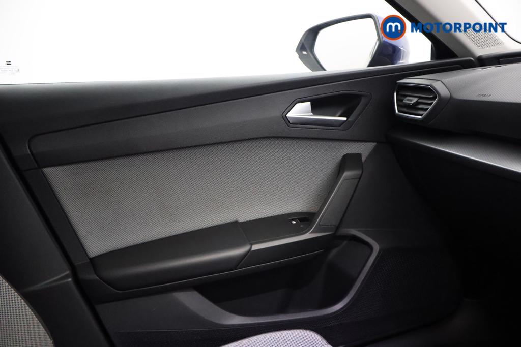 Seat Leon Se Dynamic Manual Petrol Hatchback - Stock Number (1528418) - 8th supplementary image