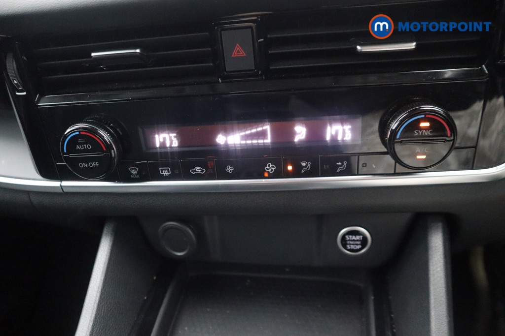 Nissan Qashqai Acenta Premium Automatic Petrol SUV - Stock Number (1535538) - 8th supplementary image
