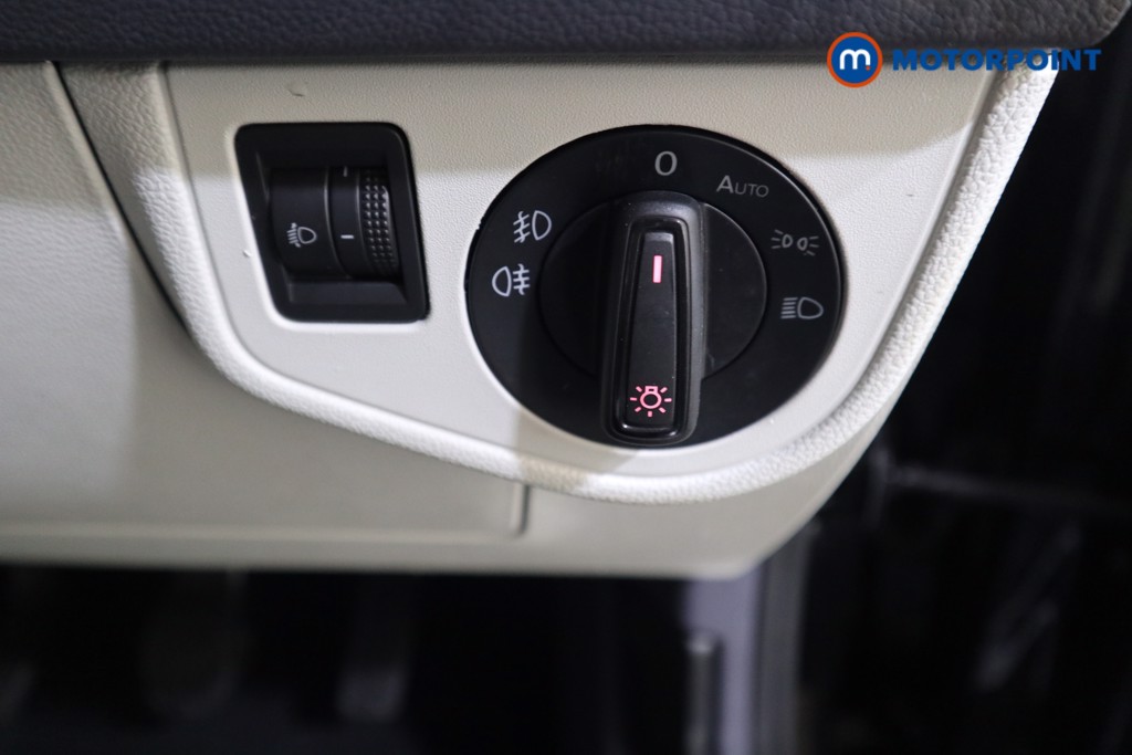 Volkswagen Polo Beats Manual Petrol Hatchback - Stock Number (1492743) - 9th supplementary image