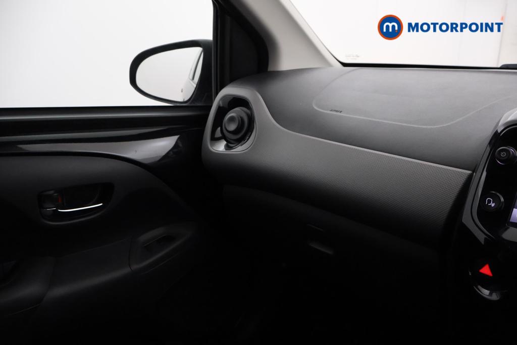 Peugeot 108 Allure Manual Petrol Hatchback - Stock Number (1526859) - 7th supplementary image