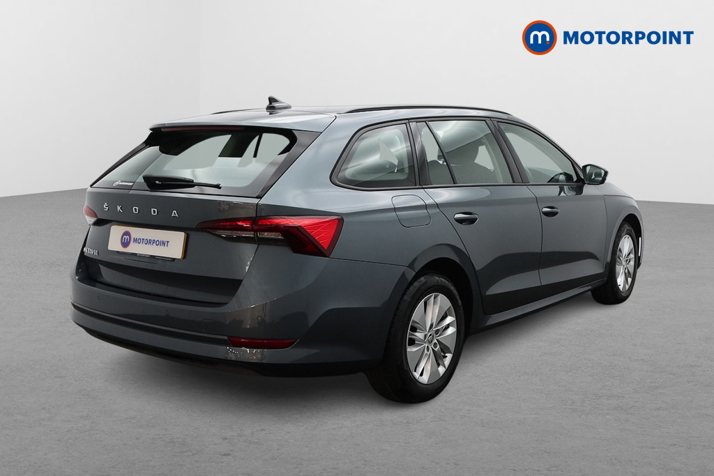 Skoda Octavia Se Technology Manual Petrol Estate - Stock Number (1529055) - Drivers side rear corner