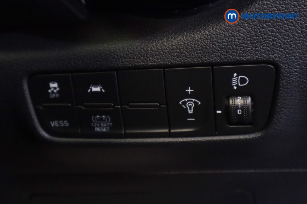 Hyundai Kona Premium Automatic Petrol-Electric Hybrid SUV - Stock Number (1531291) - 7th supplementary image
