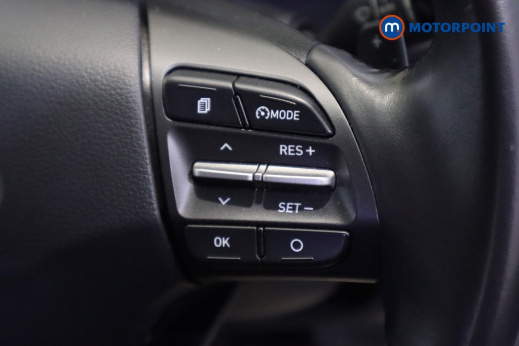 Hyundai Kona Premium Automatic Petrol-Electric Hybrid SUV - Stock Number (1531291) - 8th supplementary image
