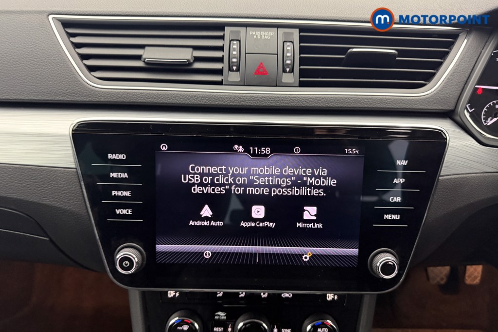 Skoda Superb SE Manual Diesel Hatchback - Stock Number (1532895) - 2nd supplementary image