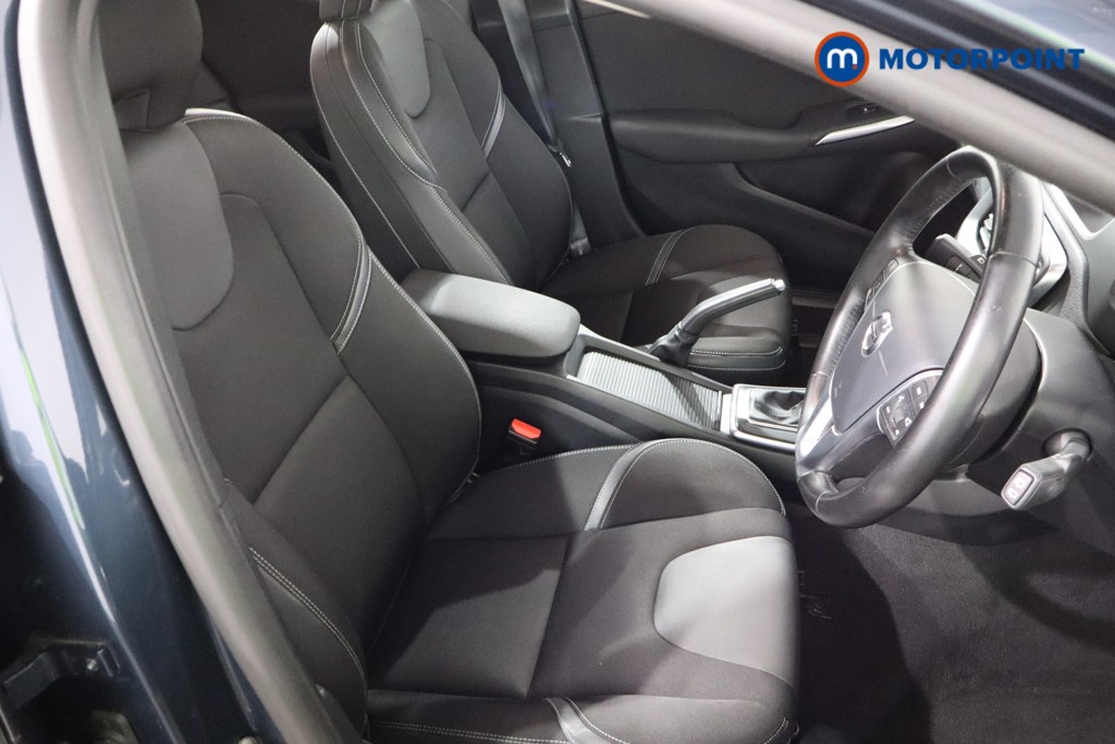 Volvo V40 Momentum Edition Automatic Petrol Hatchback - Stock Number (1533972) - 4th supplementary image