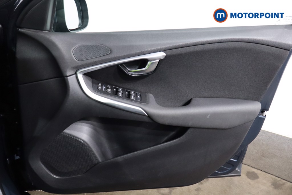 Volvo V40 Momentum Edition Automatic Petrol Hatchback - Stock Number (1533972) - 21st supplementary image