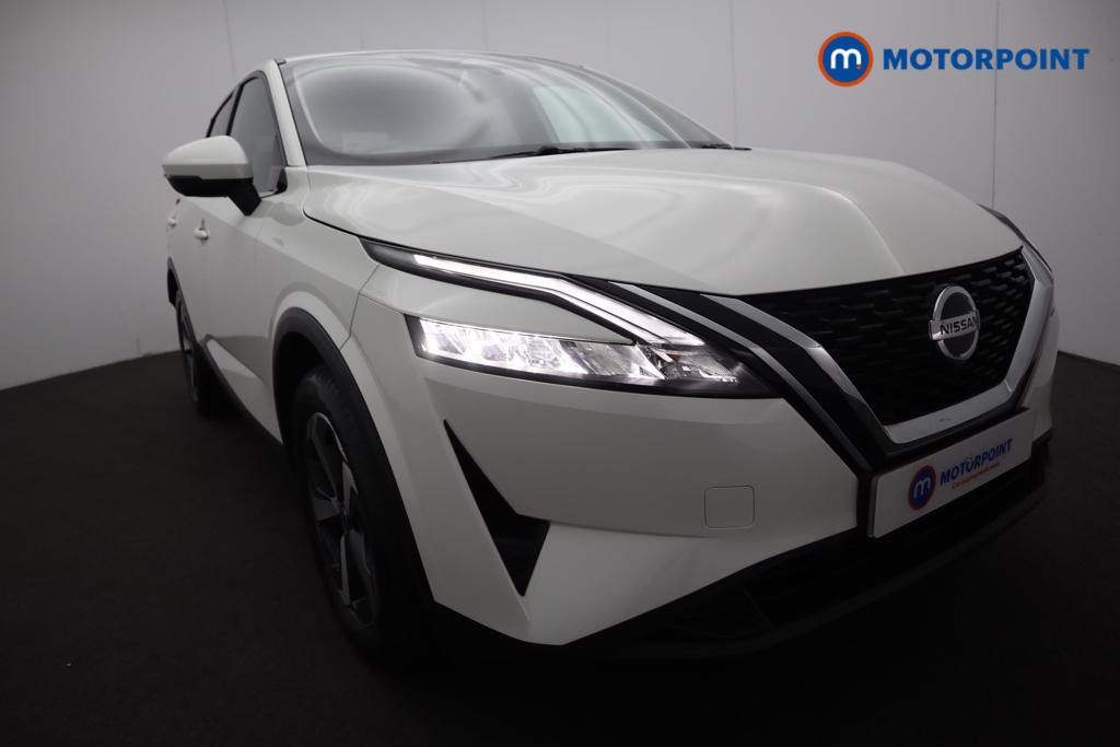 Nissan Qashqai N-Connecta Manual Petrol SUV - Stock Number (1535624) - 26th supplementary image