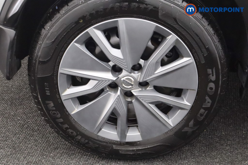 Nissan Qashqai Visia Manual Petrol SUV - Stock Number (1524417) - 24th supplementary image