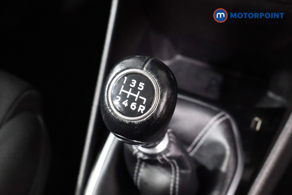 Ford Fiesta Titanium Manual Petrol Hatchback - Stock Number (1528829) - 16th supplementary image